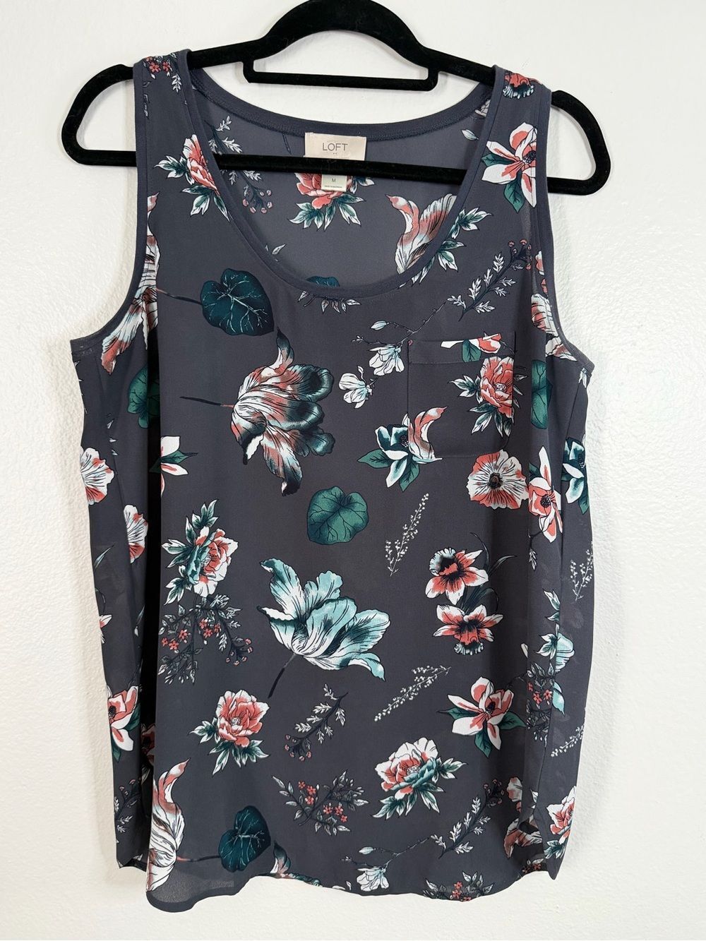 Ann Taylor Loft Tank Gray Floral Size Medium Lightweight Front Pocket Polyester